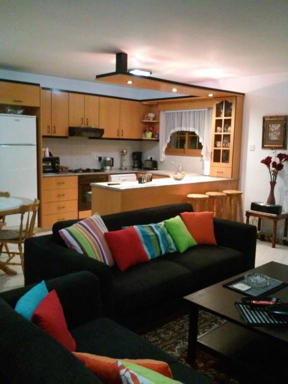 Zena Holiday Villa ピッソウリ 部屋 写真